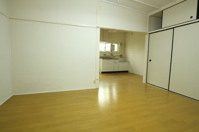 第１太陽ハイツの居間・リビング