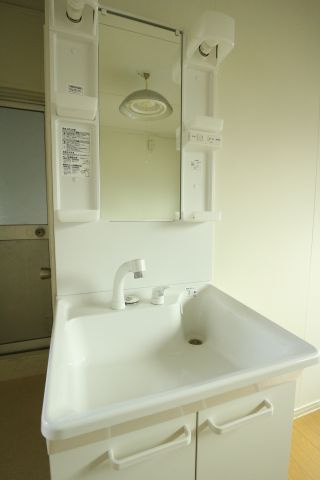 第１太陽ハイツの洗面所