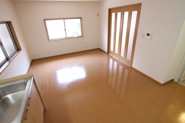 城が山1丁目戸建の内装