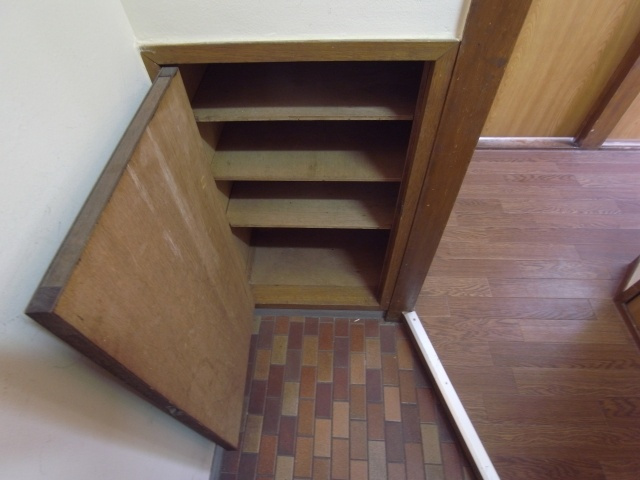 舞子八木ハイツの収納