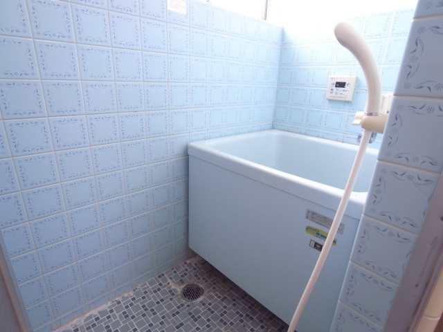 舞子八木ハイツの浴室