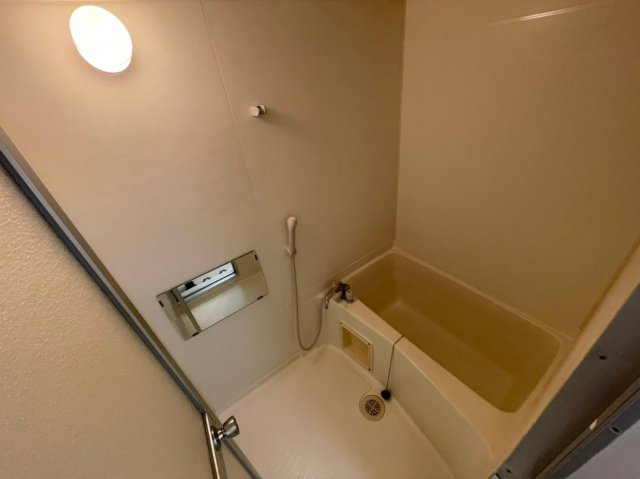 ハイツ甲村Ａ棟の浴室