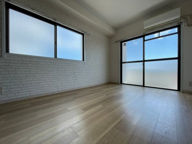 ハイツ甲村Ａ棟の居間・リビング