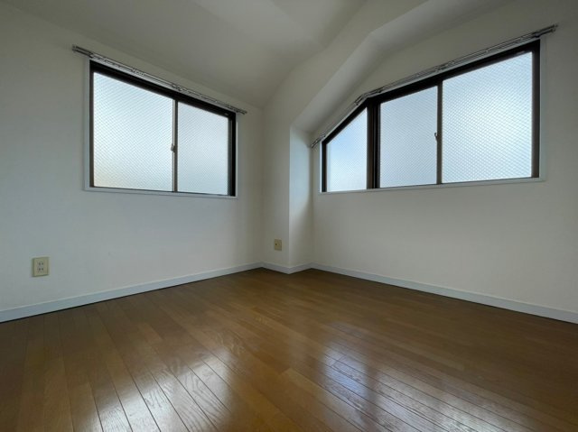 ハイツ甲村Ａ棟の寝室