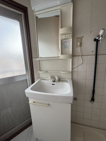 板宿町3丁目戸建の洗面所