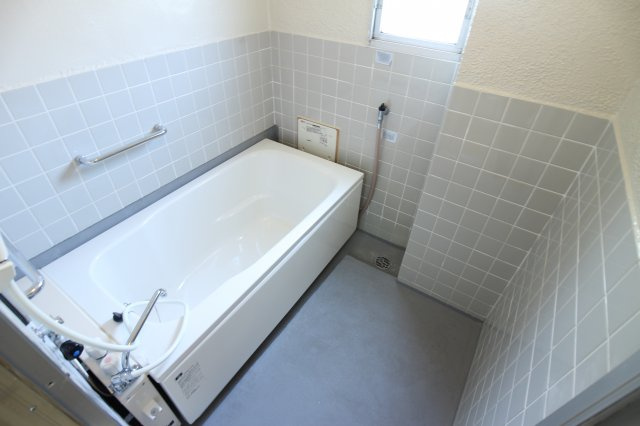 東垂水（4）住宅の浴室