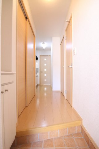T'sキューブワンの玄関