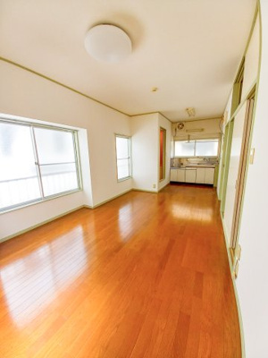 【洋室】 | サンライズ明和 | 約10.5帖