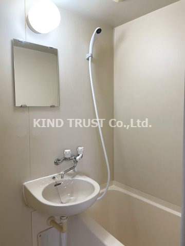 レジデンスイン梅田の洗面所|広い洗面スペース