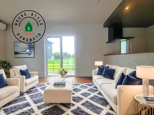 上益城郡御船町陣第1-1棟（1号棟）の居間・リビング|キッチンからリビングをしっかり確認できます。家族の笑顔があふれる空間になりそうですね。※家具はCGを合成したものです。