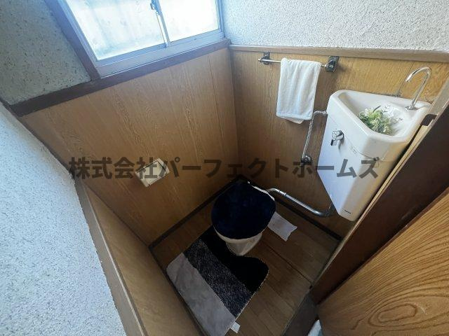 堂山1丁目テラスのトイレ|落ち着いた色調のトイレです