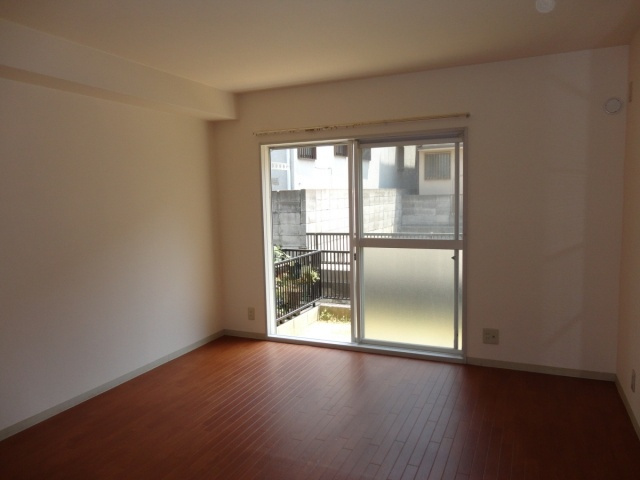 ラピート6Xの居間・リビング