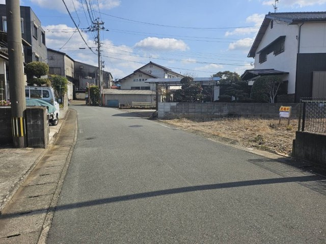 久留米市荒木町　売地の前面道路含む現地写真|前面道路含む現地写真です