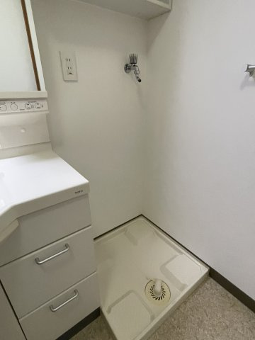 シャルムコート大街道のランドリースペース