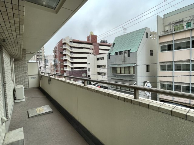 シャルムコート大街道のバルコニー