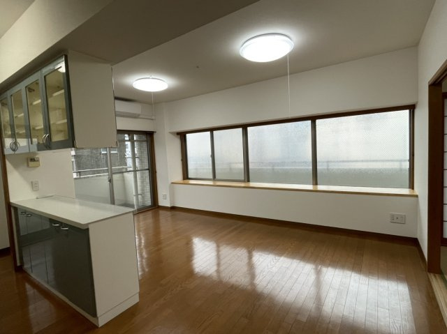 シャルムコート大街道の居間・リビング