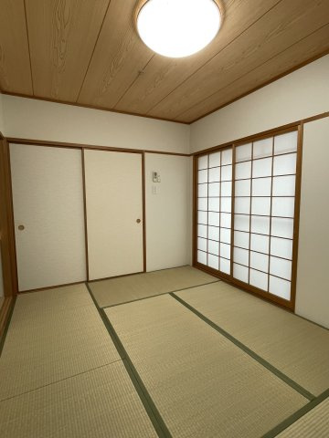 シャルムコート大街道の和室