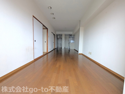 【居間・リビング】 | エーデルハイム大蔵谷 | 14帖のLDKです！