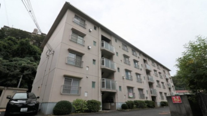 グリーンハイツ白川の外観