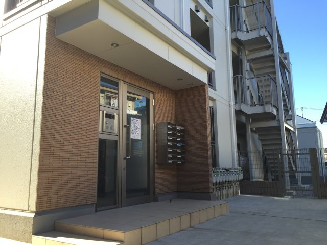 ラスカ小金井のエントランス