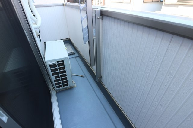 ワコーレヴィアーノ須磨関守町2丁目のバルコニー