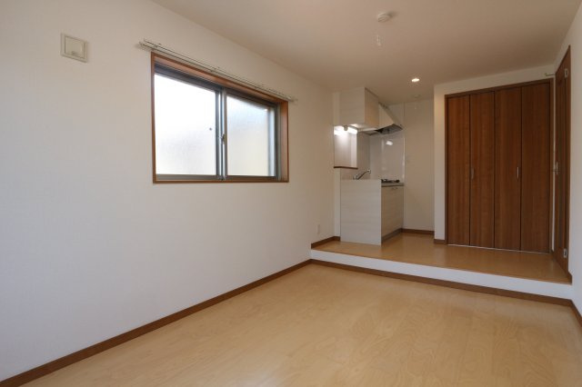 ワコーレヴィアーノ須磨関守町2丁目の居間・リビング