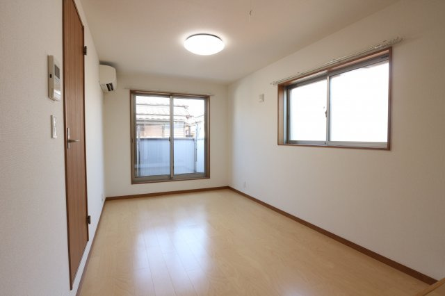 ワコーレヴィアーノ須磨関守町2丁目の寝室