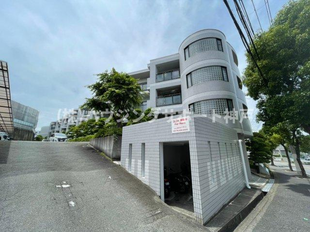 ガーデンハイツ桃山台2番館の外観