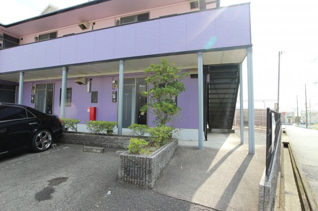 サングレース北別府のエントランス