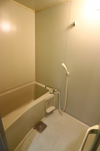 サングレース北別府の浴室