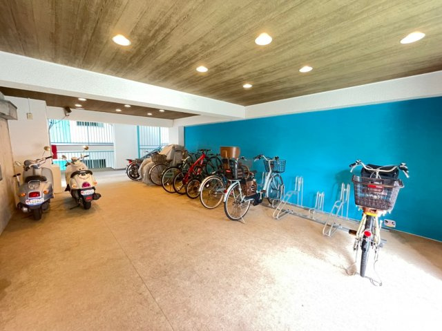 グリーンヒル舞子の駐車場