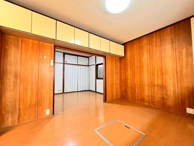 福田1戸建の居間・リビング