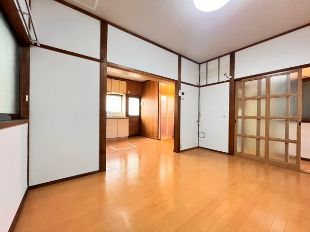 福田1戸建の居間・リビング