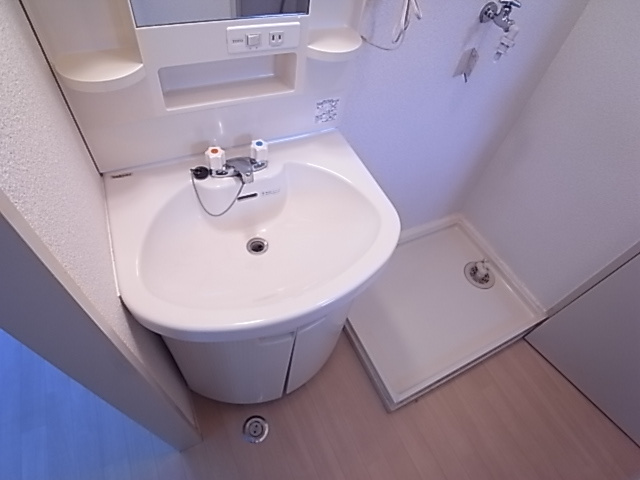 ＹＫハイツ高丸の洗面所