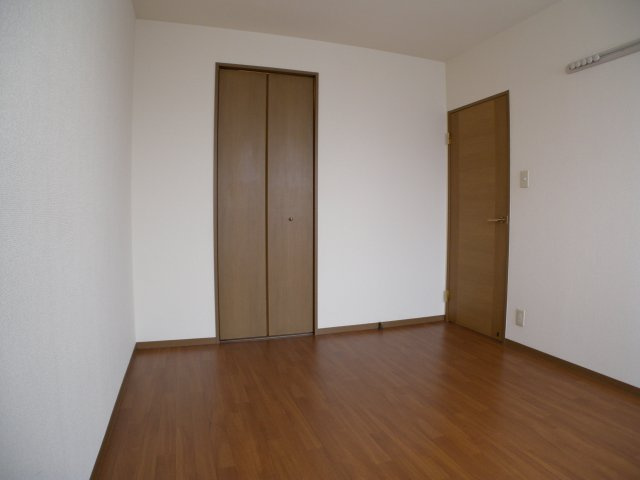 ウエストハイツの洋室|ウエストハイツ