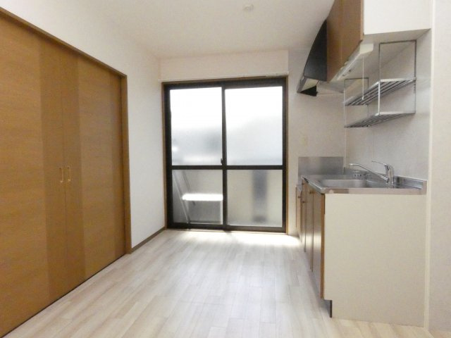 シャルマンコートの居間・リビング