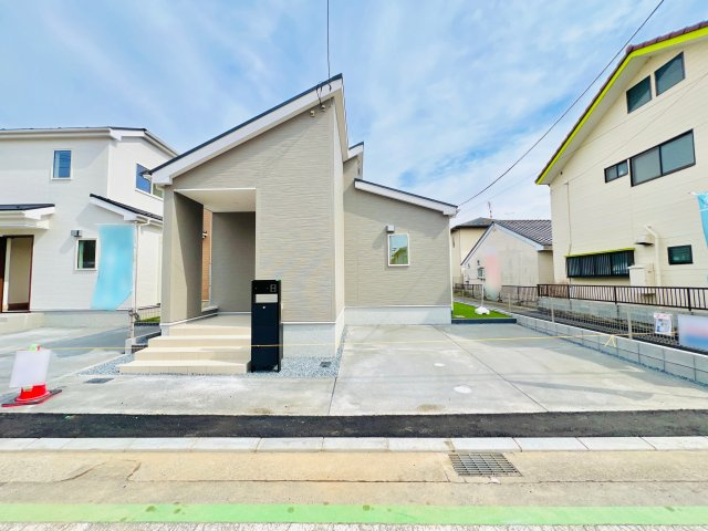 前橋市昭和町の外観|駐車スペースを確保しながらお庭のスペースも♪