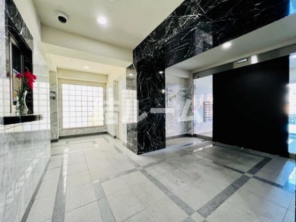 板橋区小豆沢１丁目の賃貸マンションのロビー