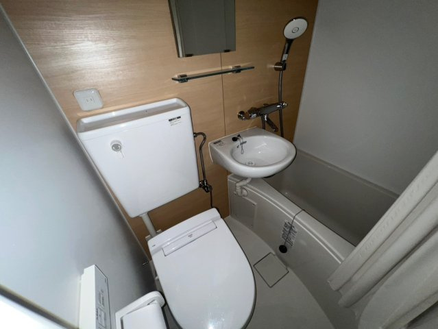 サングレイス西新町のトイレ