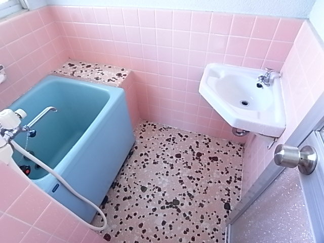 高倉文化の浴室