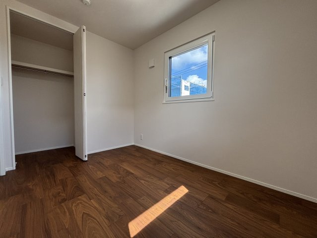 【洋室】 | 西しょうぶだに台B棟　KIBACO 01