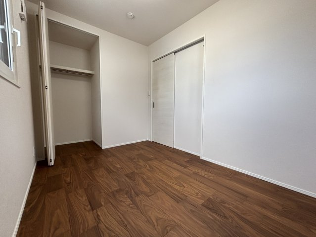 【洋室】 | 西しょうぶだに台B棟　KIBACO 01