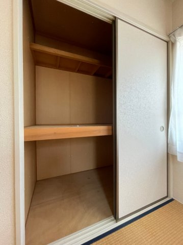 イワサキハイツの収納