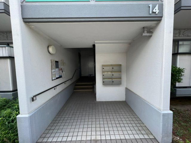 井吹東シティコートのエントランス|井吹東シティコート
