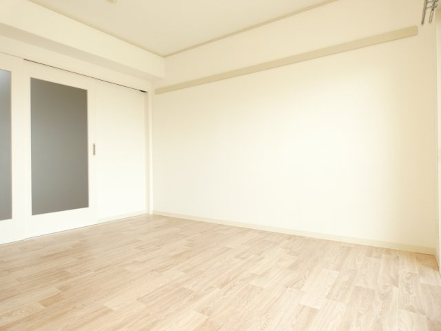 明泉寺シティコートの洋室