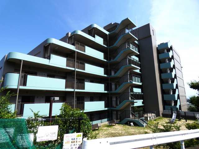 明泉寺シティコートの外観