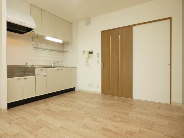 明泉寺シティコートの居間・リビング