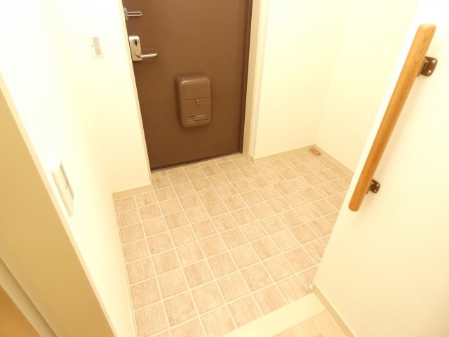 明泉寺シティコートの玄関