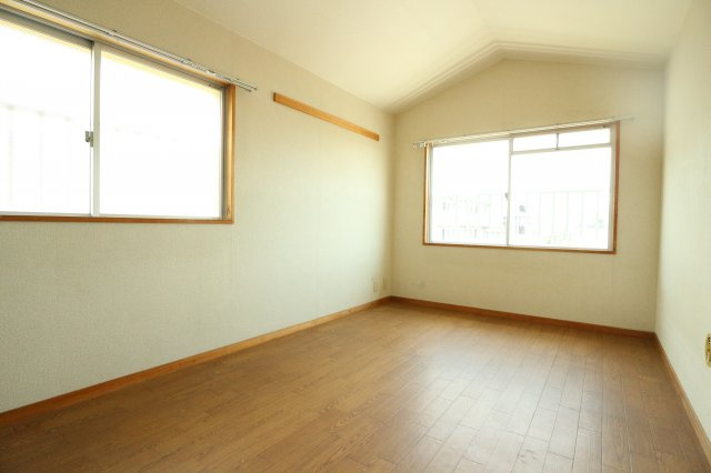 シティハイツ竜が岡の寝室