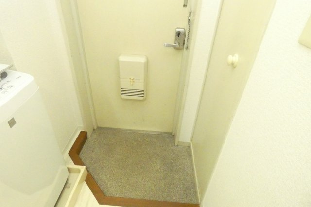 エクセーラUQの玄関